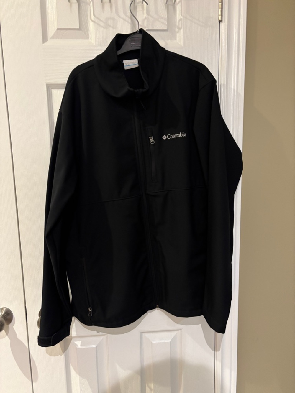 Men’s Columbia Lightweight Zip Up Jacket